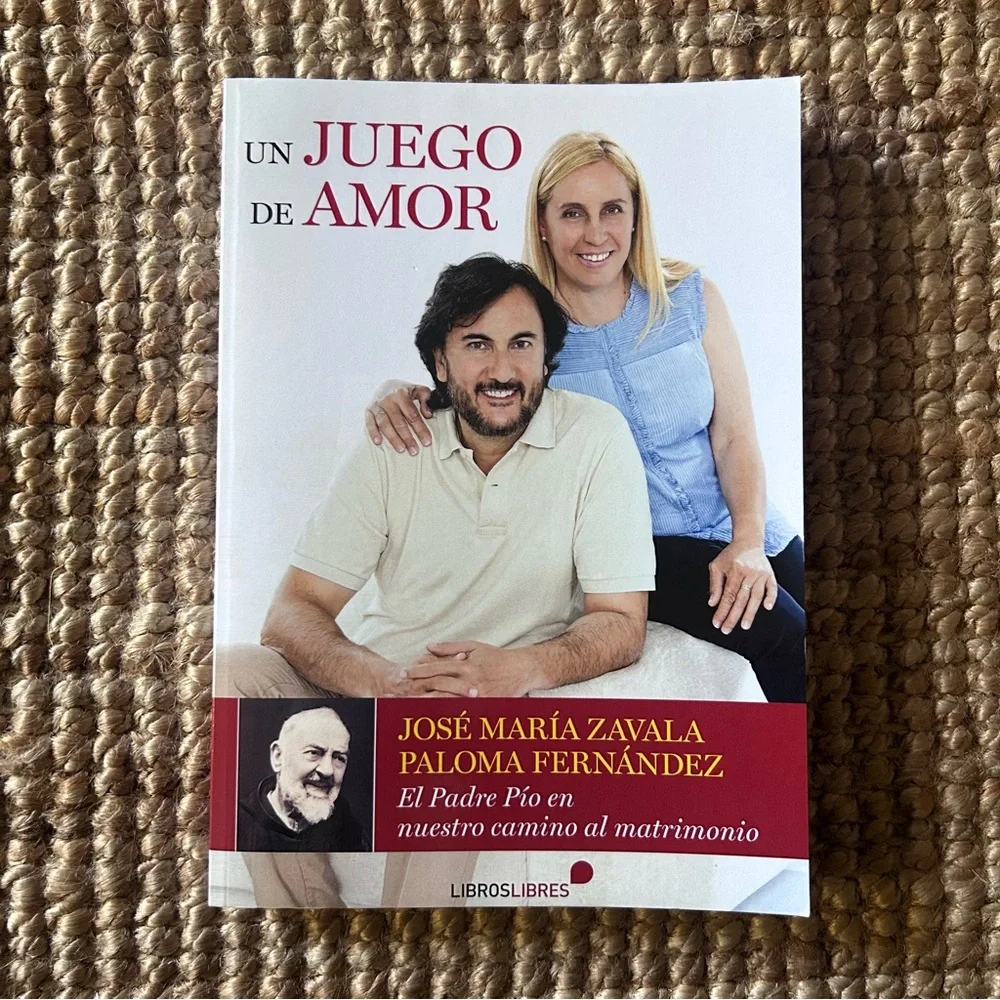 Un Juego de Amor Book by José María Zavala and Paloma Fernández Spanish